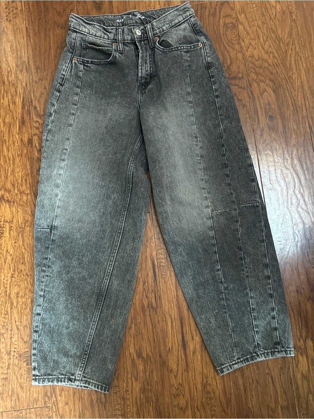 Womens High-Rise Washed Charcoal Barrel Jeans